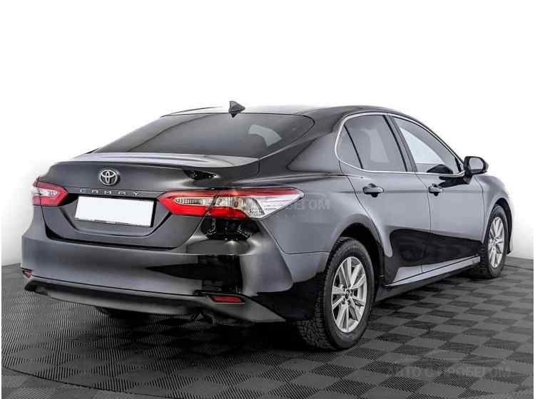 Toyota Camry VIII (XV70)