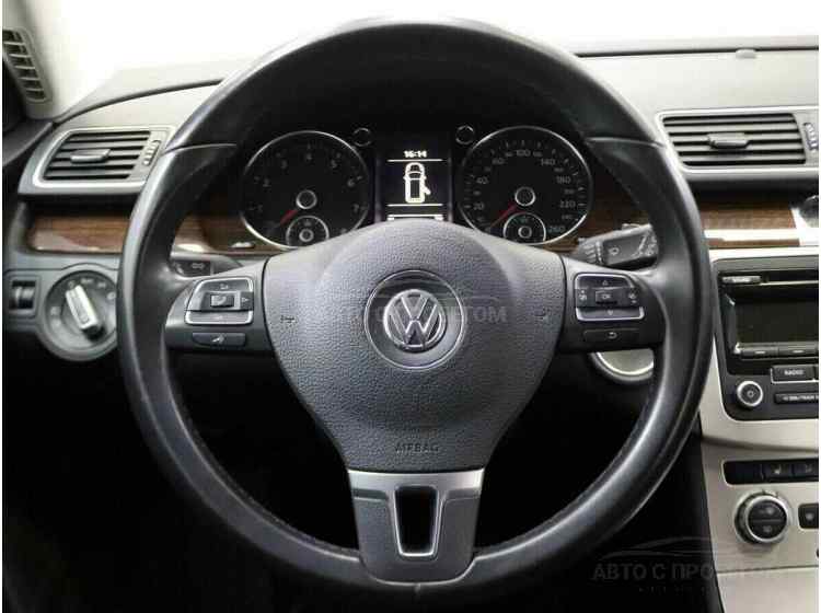 Volkswagen Passat B7