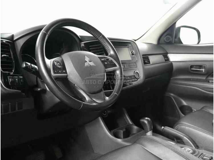 Mitsubishi Outlander III Рестайлинг