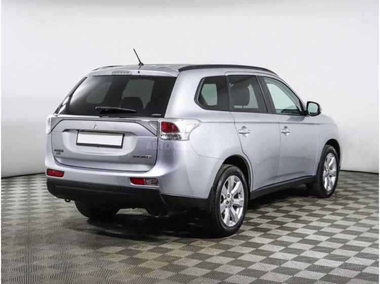 Mitsubishi Outlander III Рестайлинг