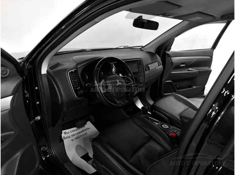 Mitsubishi Outlander III