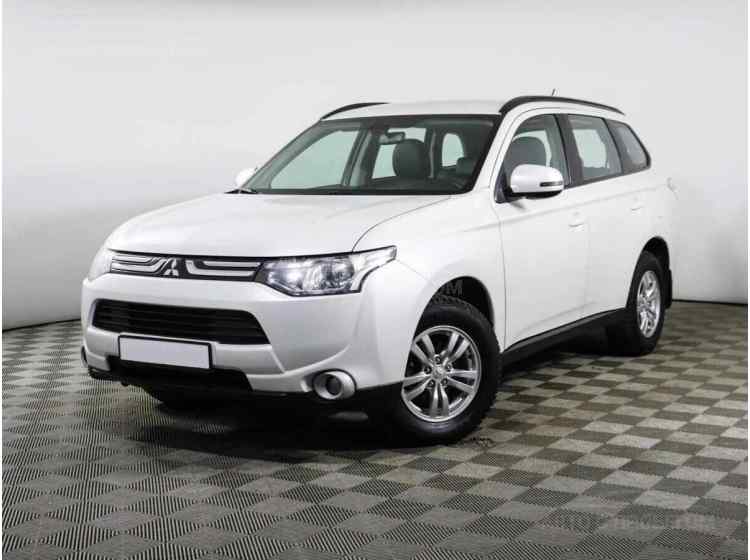 Mitsubishi Outlander III