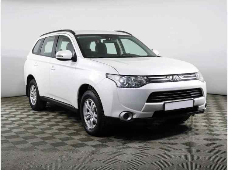 Mitsubishi Outlander III