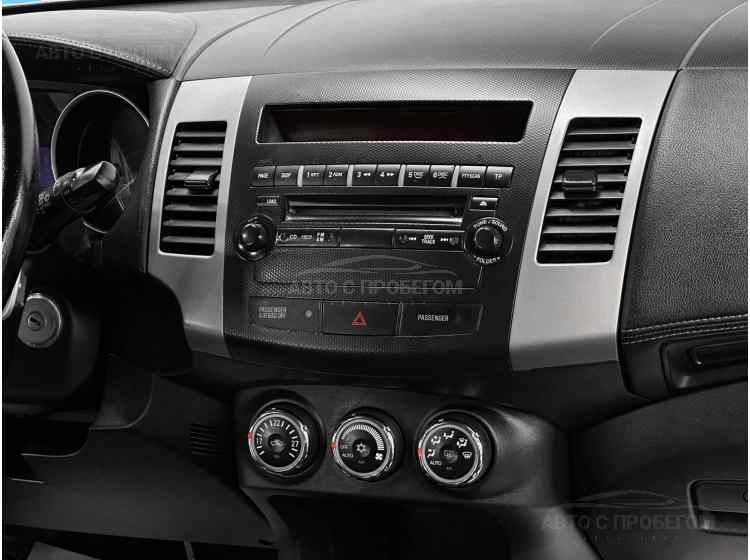 Mitsubishi Outlander III